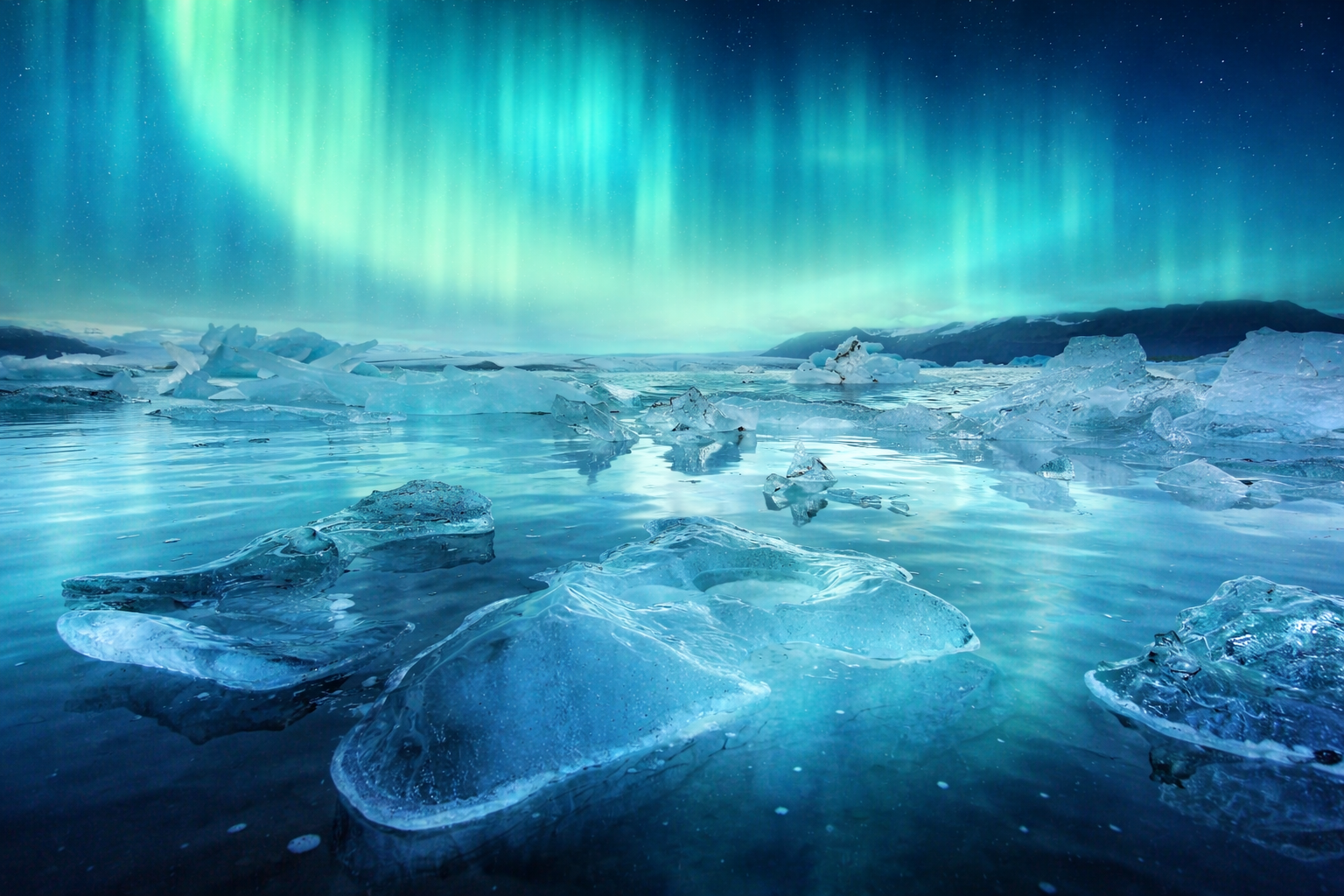 Diamond Beach in different seasons